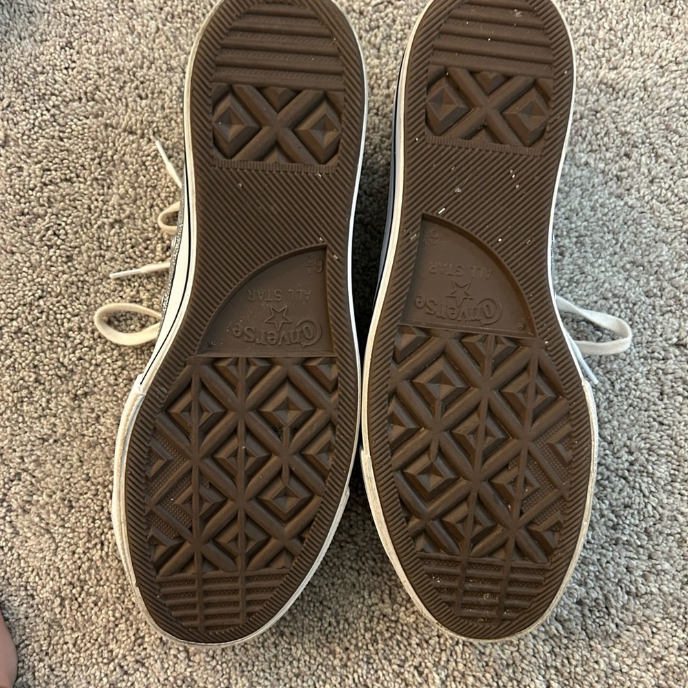 Never Worn- Converse Platforms - image 2